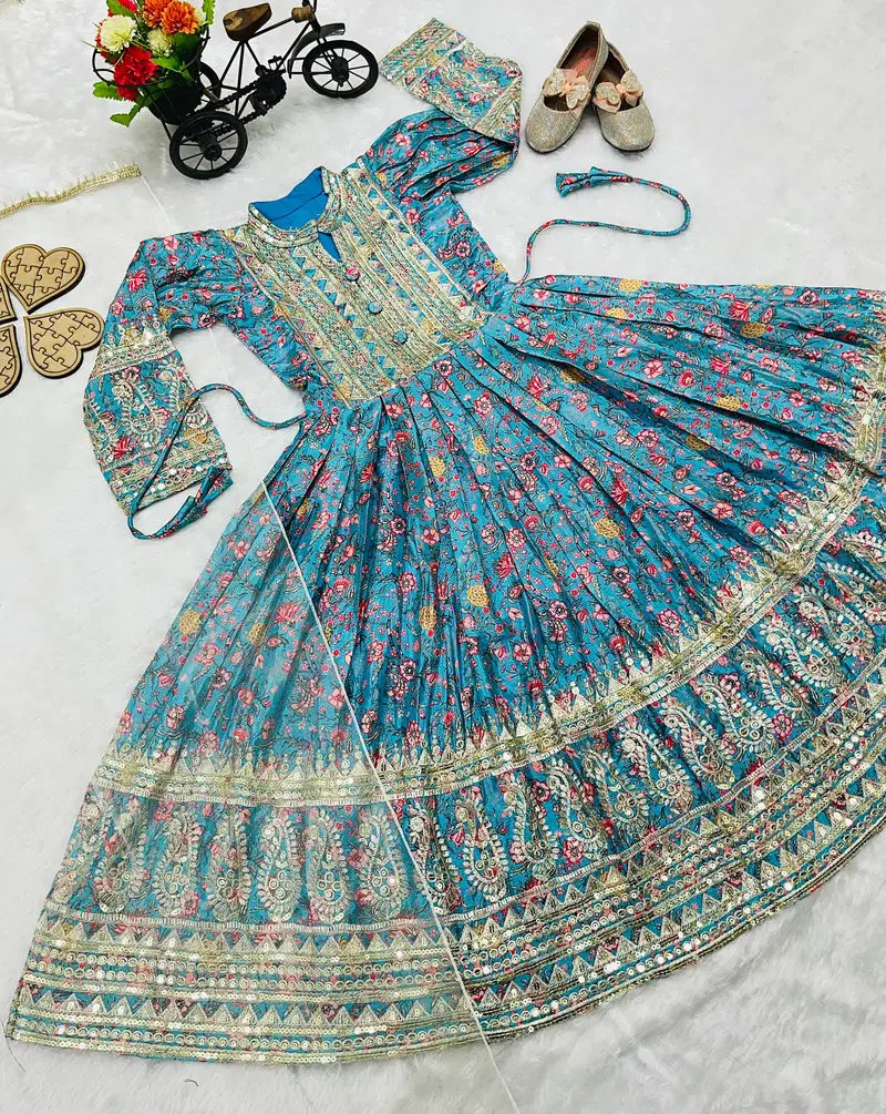 OC 165 Girls Wedding Wear Gown With Dupatta Kids Wholesale Market In Surat